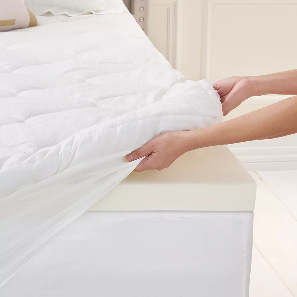 Serta 4" Layered Luxury Mattress Topper - Image 3